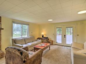 Columbia Falls Home: 14 Mi to Glacier Natl Park!