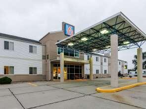 Motel 6 Kearney, NE