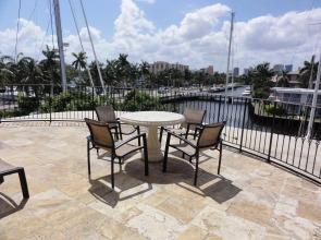 The Villas Las Olas Hotel'Apart