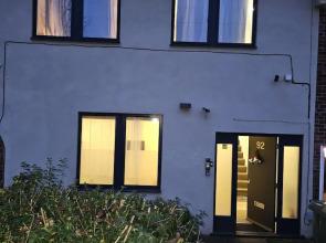 1 Bed Flat - Sleeps 2 - Parking - Garden