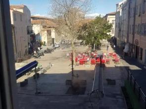 appart rénové quartier historique ,centre ville