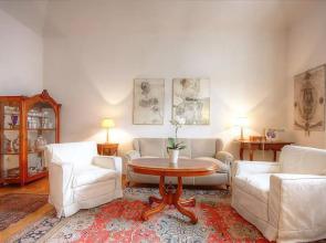 Botanical garden apartment