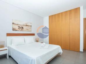 10 in Portim o With 1 Bedrooms and 1 Bathrooms