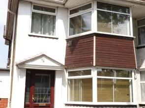 London Heathrow Airport Rooms B.R by C&P