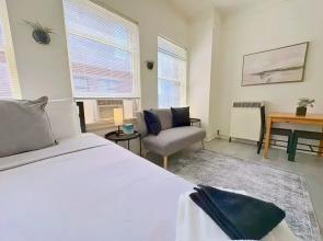 Cozy Gold Coast Studio - SP 1203