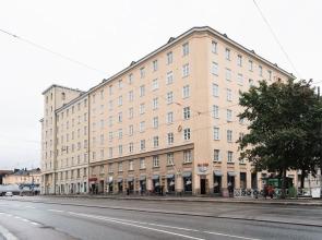 Modern Top-Floor Apt. in Helsinki