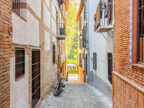 Comfortable Apartment in Granada Near ski Area With Balcony