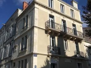 Apartment With one Bedroom in La Rochelle, With Wonderful City View, Furnished Balcony and Wifi - 3 km From the Beach
