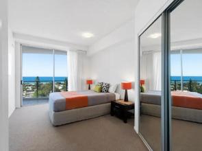 Silver Sea On Sixth Resort