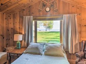 Lovely Lake Huron Getaway: Beach Access & Kayaks!