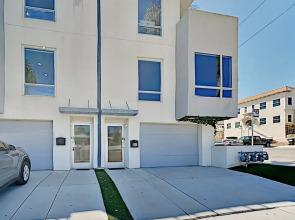 Luxe Bankers Hill Dream: Walk to Downtown & Balboa townhouse