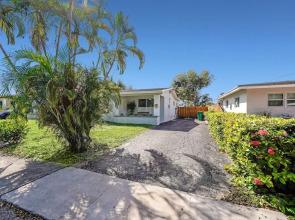 Sunny Waterside A in Dania Beach