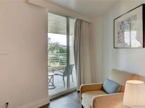 Beautiful GALLERYone Condo 1-1 6th FL