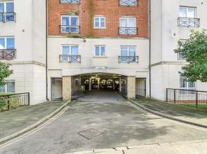 Nest Easy - Alpha House