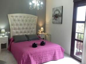 Deluxe Centre Apart with Parking