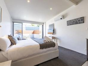 Studio Apartment Sandy Bay