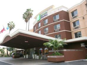 Holiday Inn Express San Diego South - Chula Vista by IHG