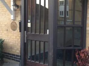 Bermondsey Holiday Apartment