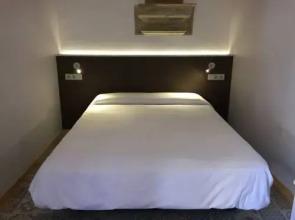 Bcn Home Guest House