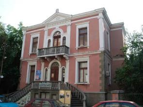 Super Central Luxury Apartments