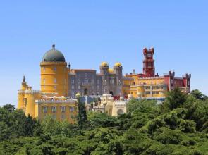 LUXa Charm House by LovelyStay