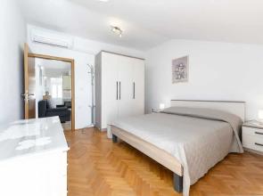 Green Hills Apartment