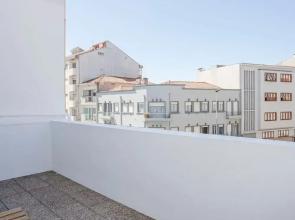 Liiiving in Porto - Design Bright House