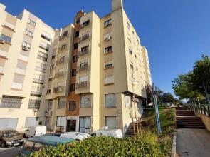 Perfect to Enjoy Lisbon Cascais and Sintra at 1200 metres to metro blue line and Sintra Rail line