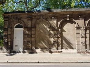 Fantastically Unique House for 3 With Large Garden