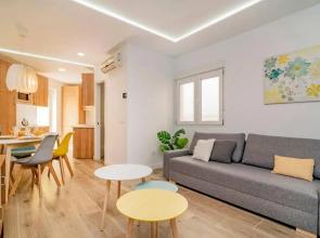 Bright apartment near Casa de Campo by Batuecas