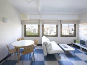 Mayerling Bisbe Urquinaona