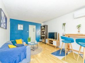 Charming T2, wifi, air conditioning, balcony