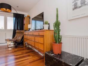 2 Bedroom Flat in Whitechapel with Large Balcony