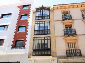 Moderno diseño Madrid centro Sol 1