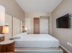 Private Residences at Conrad by Lrmb