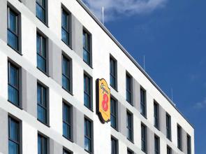 Super 8 By Wyndham Oberhausen