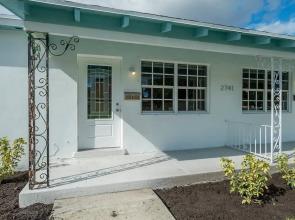 Ocean Oasis Apt B, Downtown, Beach, Dog Friendly, Shops