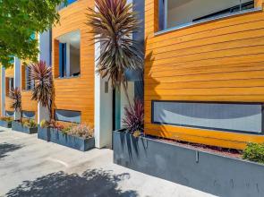 Luxury Little Italy Loft by Namastay