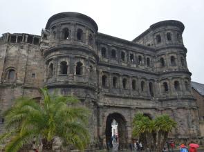 Modern Apartment in Trier Near Town Center