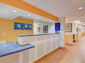 Hutchinson Island Hotel