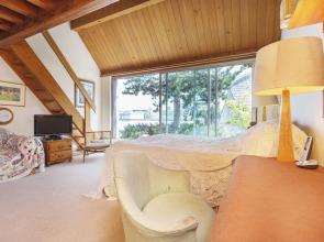 Veeve - Award-winning Waterside