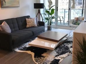 Applewood Suites - Fort York Suite