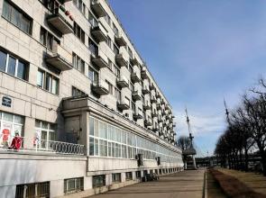 Apartment Troitskaya 61