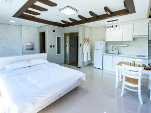 Yeosu Sora Noeul Pension