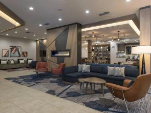 Sonesta Hotel Grand Rapids Airport