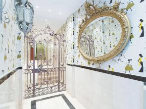 AinB Las Ramblas Colón Apartments