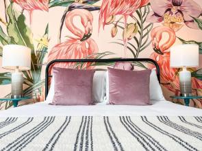 Havana ooh na na Two Story Apartment