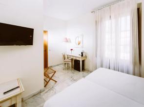 Basic Hotel Doña Manuela