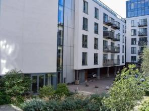Modern 2 Bedroom East London Apartment by Olympic Park