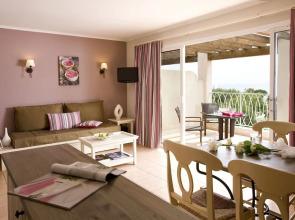 Bright Apartment in French Style Near the Beach of Issambres